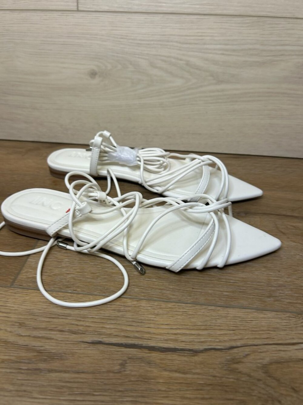 INC International Concepts Kharma White Strappy Pointed Toe Sandals 7.5M NWT